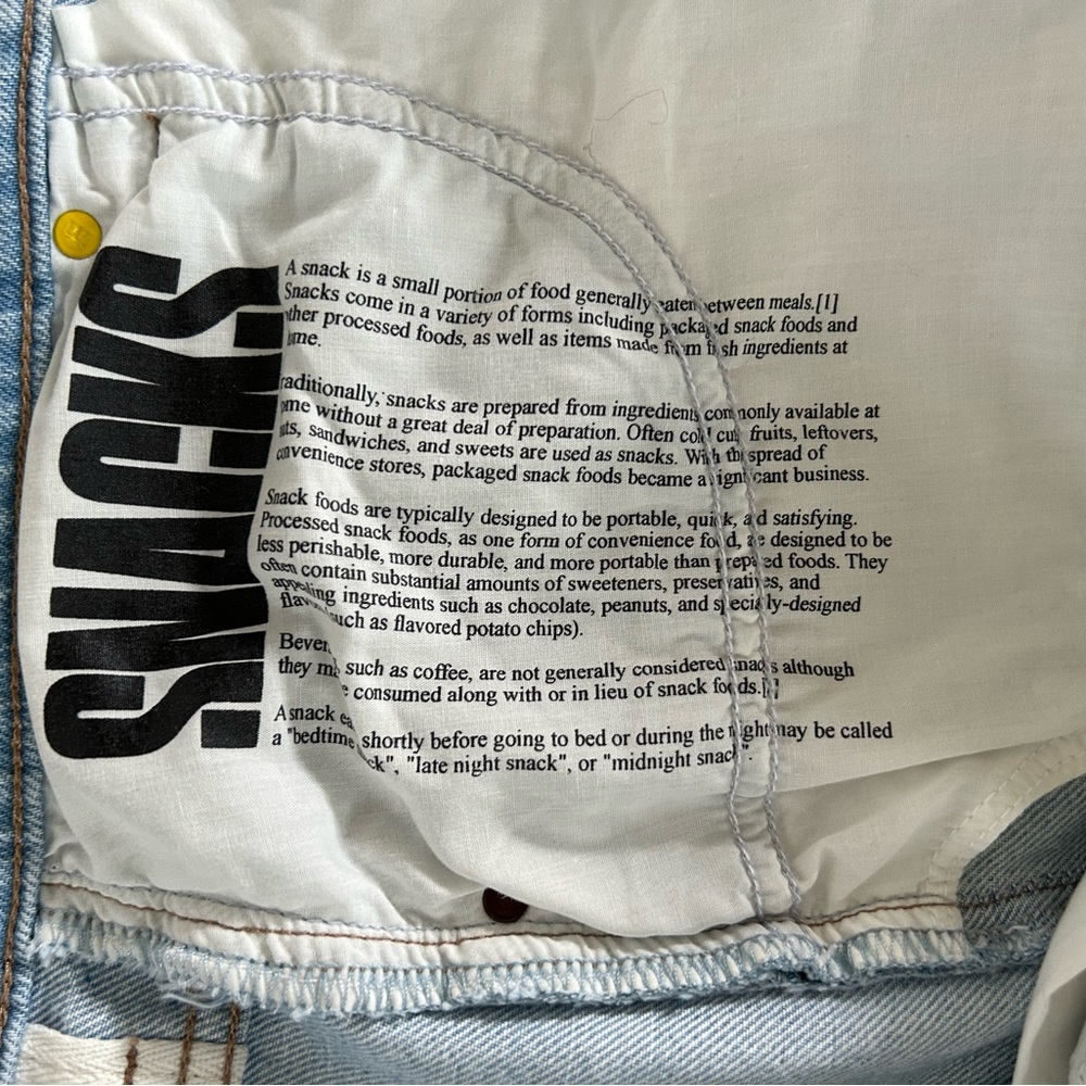 MOTHER SNACKS! The Fun Dip Puddle Jeans 
Lots Of Nibbles
Size 30 
EXCELLENT - Picture 8 of 13